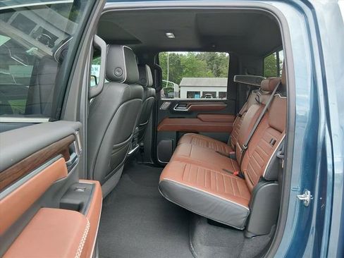 Used 2026 GMC Sierra 2500 Denali Ultimate AWD/4WD image 12