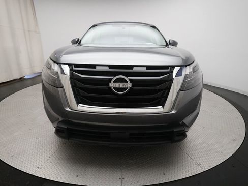 Used 2024 Nissan Pathfinder SV AWD/4WD image 11