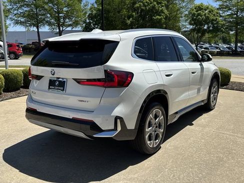 Certified 2025 BMW X1 xDrive28i AWD/4WD image 5