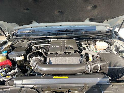 Used 2022 Nissan Frontier PRO-4X AWD/4WD image 27
