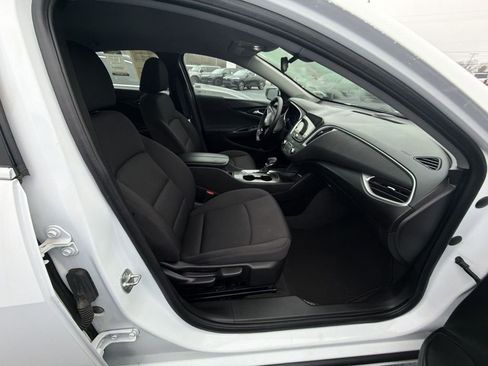 Used 2024 Chevrolet Malibu LT w/ Sport Edition image 11