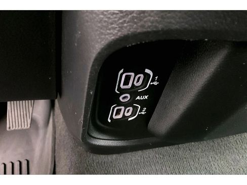 Used 2021 RAM 1500 Big Horn image 34