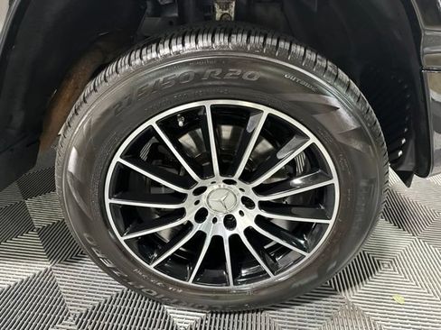 Used 2019 Mercedes-Benz G 550 image 32