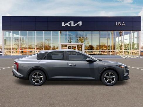 New 2026 Kia K4 FWD image 7