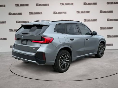 Used 2023 BMW X1 xDrive28i w/ M Sport Package AWD/4WD image 5