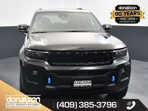 New 2024 Jeep Grand Cherokee Trailhawk w/ Advanced Protech Group II image 3