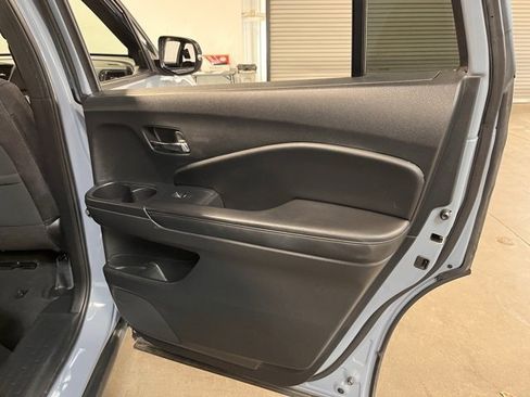Used 2022 Honda Pilot Sport image 15