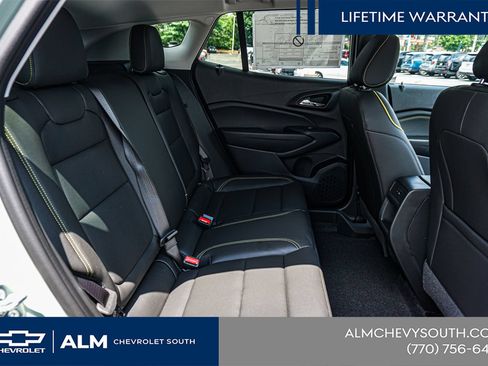 New 2026 Chevrolet Trax ACTIV w/ Sunroof Package FWD image 21