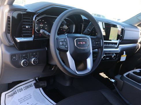 New 2026 GMC Sierra 1500 Elevation image 15