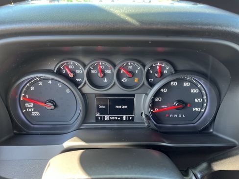 Used 2023 Chevrolet Silverado 1500 Custom AWD/4WD image 10