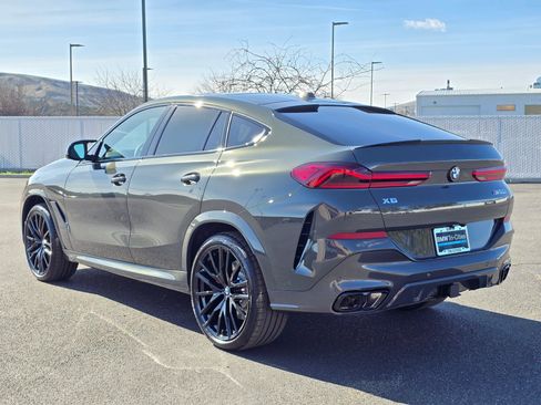 New 2026 BMW X6 M60i image 4
