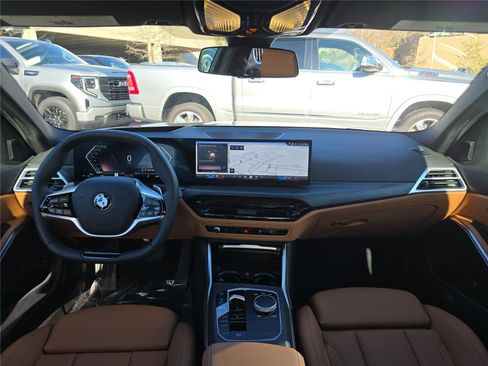 Certified 2025 BMW 330i xDrive 330i xDrive w/ Premium Package image 17