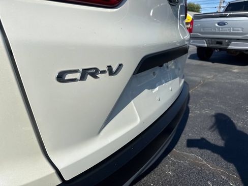Used 2017 Honda CR-V LX image 11