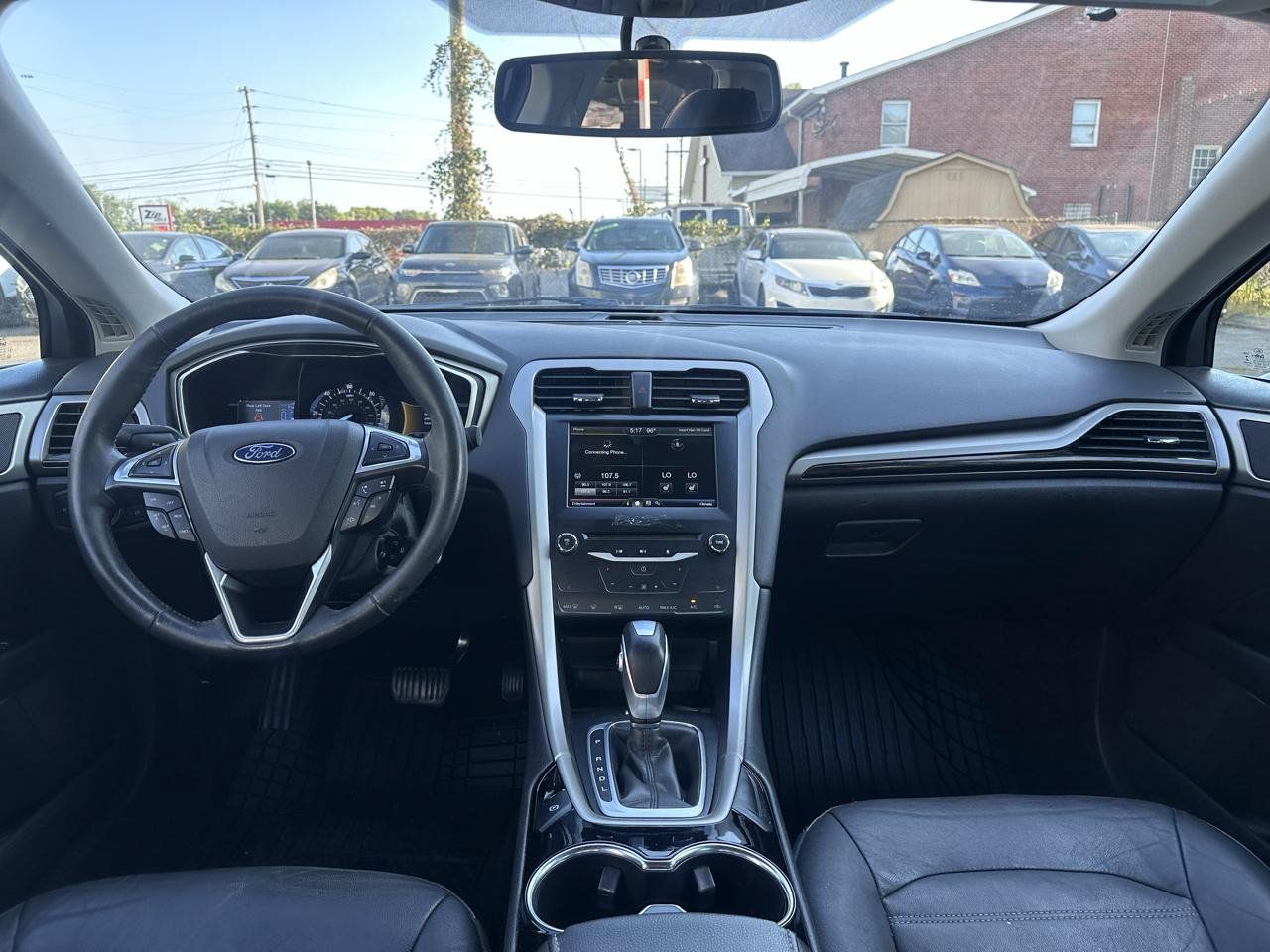 Used 2014 Ford Fusion SE w/ Equipment Group 502A FWD image 16