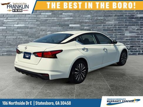 Used 2025 Nissan Altima 2.5 SV FWD image 6