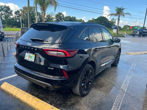 Used 2023 Ford Escape ST-Line Elite AWD/4WD image 4