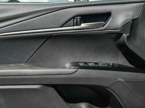 New 2026 Toyota Camry Hybrid FWD image 23