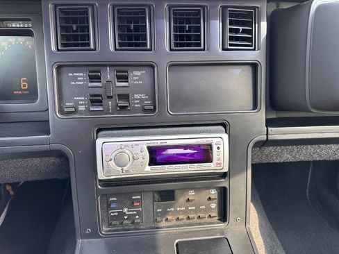 Used 1989 Chevrolet Corvette Coupe RWD image 18