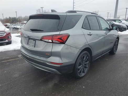 Used 2023 Chevrolet Equinox RS image 4