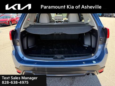 Used 2024 Subaru Forester Premium image 29