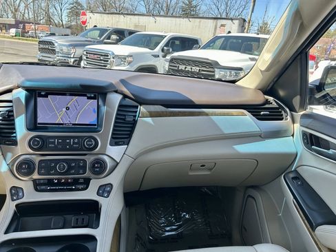 Used 2017 GMC Yukon Denali w/ Open Road Package AWD/4WD image 22