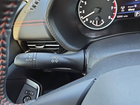 Used 2024 Nissan Sentra SR w/ SR Premium Package image 22