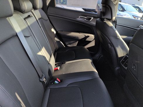 New 2026 Kia Sportage EX image 8