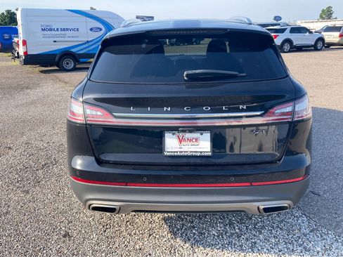 Used 2019 Lincoln Nautilus Reserve FWD image 6