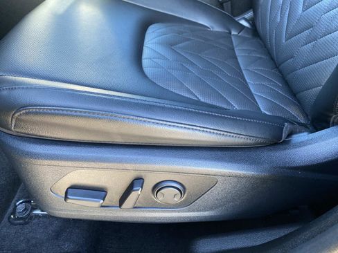 Used 2025 Kia Sportage X-Line image 21