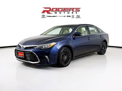 Used 2016 Toyota Avalon Touring FWD image 8