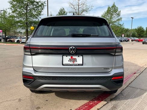 Used 2025 Volkswagen Taos S image 7