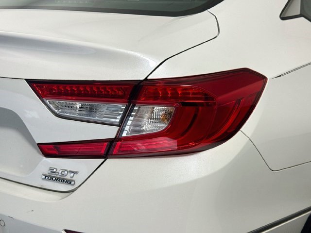 Used 2020 Honda Accord Touring image 31