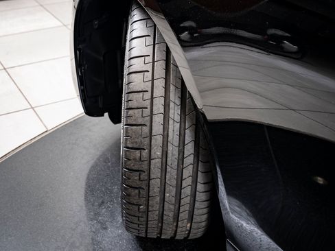 Certified 2024 Mercedes-Benz C 300 4MATIC Sedan w/ AMG Line w/ Night Package image 39