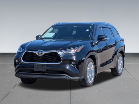 Used 2020 Toyota Highlander Limited AWD/4WD image 9