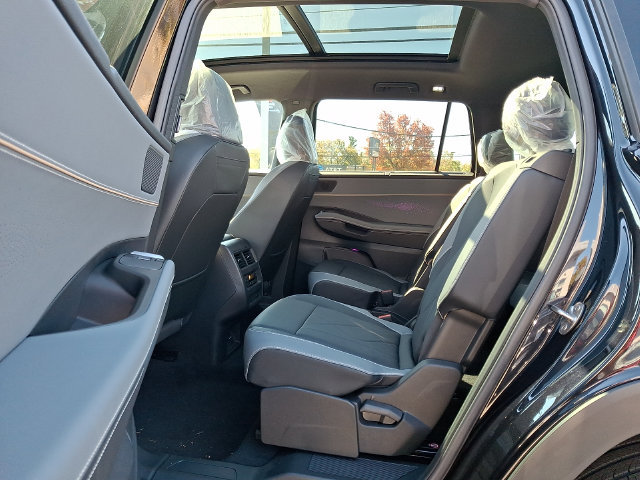 New 2027 Volkswagen Atlas SEL R-Line AWD/4WD image 6