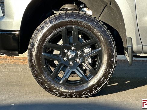 Certified 2025 Chevrolet Silverado 1500 LT Trail Boss w/ Convenience Package II image 33