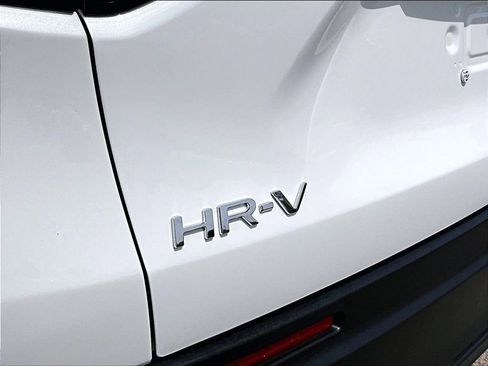 Used 2023 Honda HR-V LX image 28