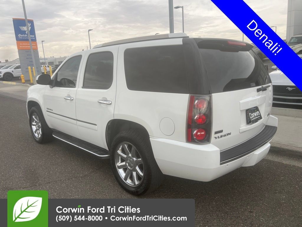 Used 2012 GMC Yukon Denali AWD/4WD image 7