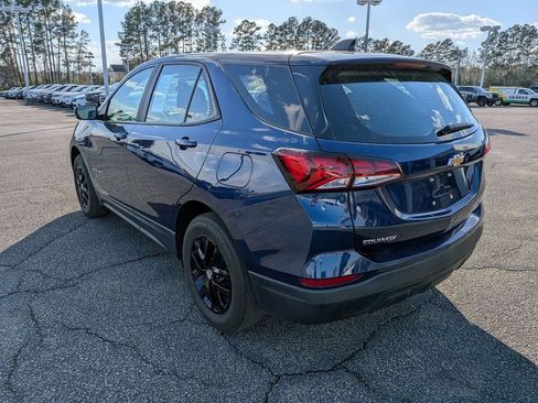 Used 2023 Chevrolet Equinox LS image 7