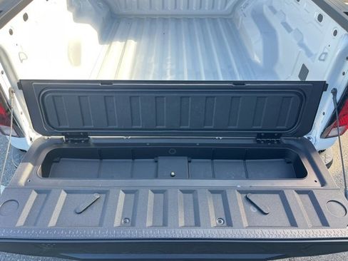 New 2026 Chevrolet Colorado W/T image 7