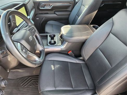 Used 2024 Chevrolet Silverado 3500 LTZ w/ LTZ Plus Package image 7