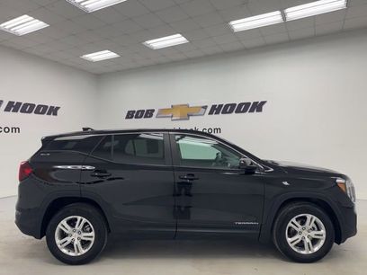 Used 2024 GMC Terrain SLE