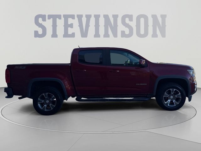 Used 2017 Chevrolet Colorado Z71 AWD/4WD image 6