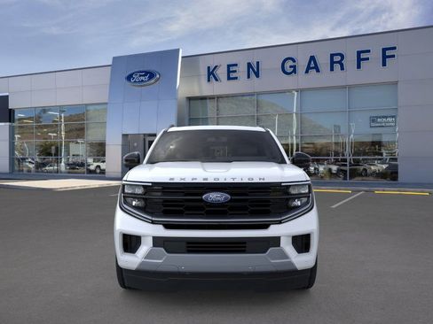 New 2026 Ford Expedition Platinum w/ Driver's Package image 7