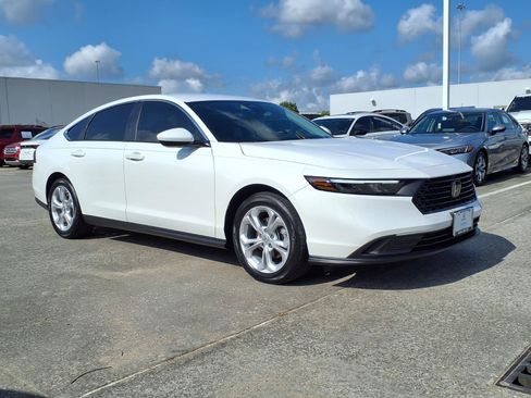 Used 2026 Honda Accord LX image 2