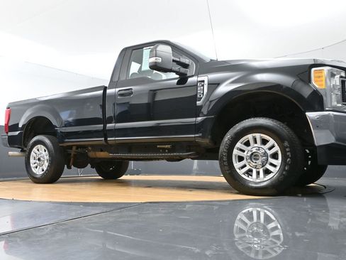 Used 2017 Ford F250 XL w/ STX Appearance Package AWD/4WD image 39