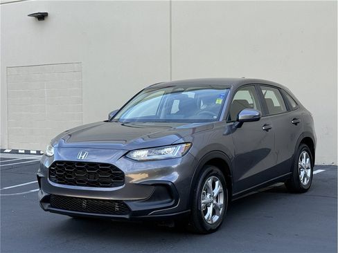 Used 2024 Honda HR-V LX image 3