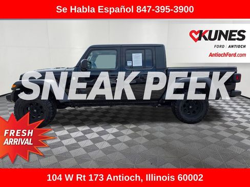 Used 2020 Jeep Gladiator Sport w/ Trailer Tow Package AWD/4WD image 5