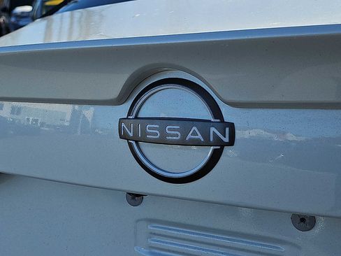 Used 2025 Nissan Sentra SR image 30