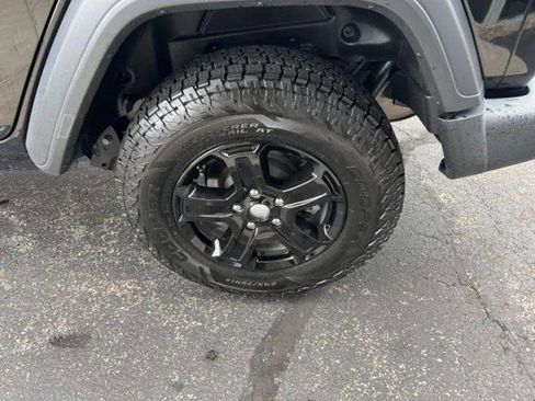 Used 2021 Jeep Wrangler Unlimited Sport image 14